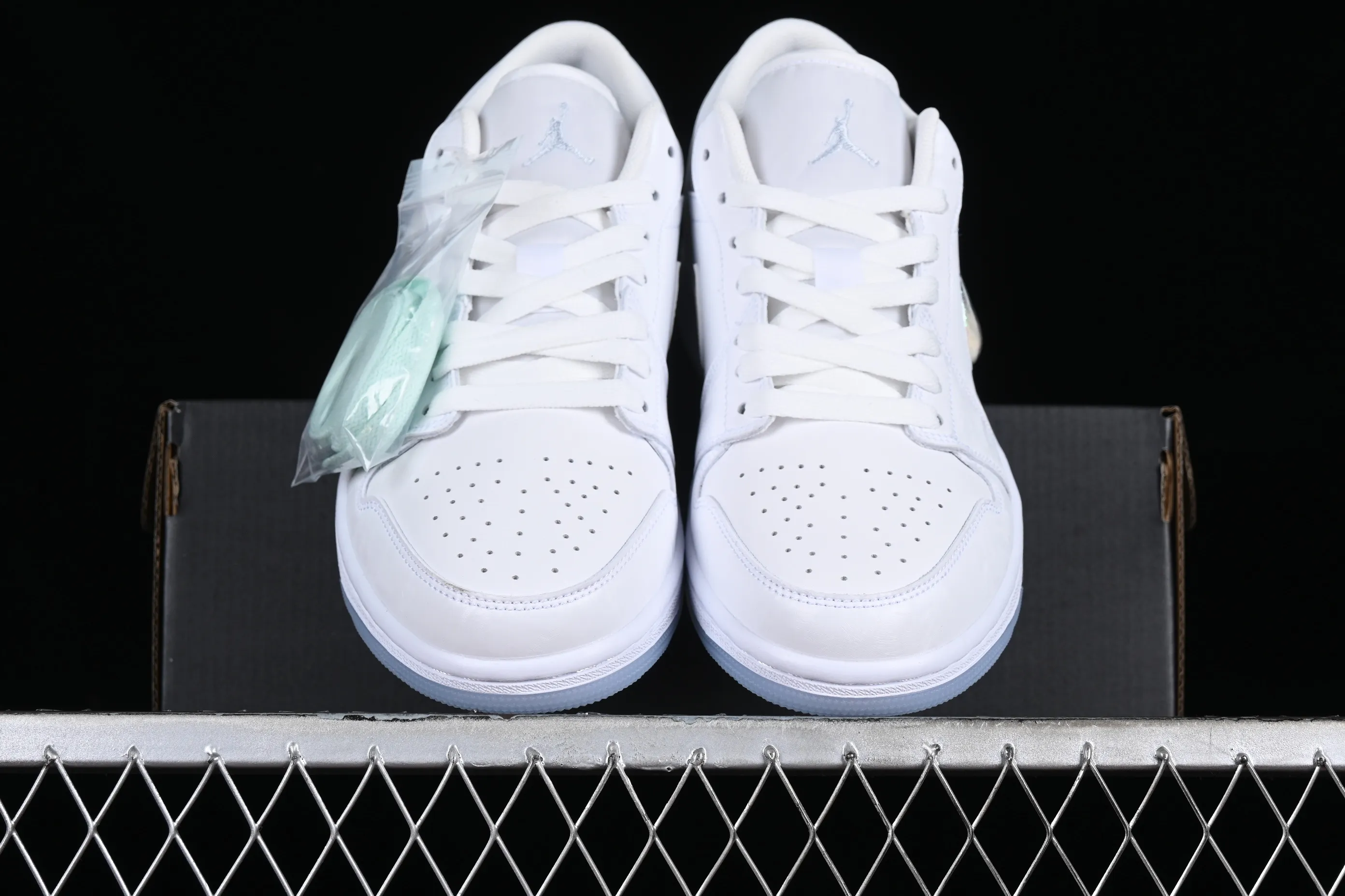 All categories Air Jordan Jordan series basketball shoes Air Jordan 1 Low Air Jordan 1 Low AJ1 Joe 1 starry sky quicksand low-top cultural casual sneakers FQ9112-100